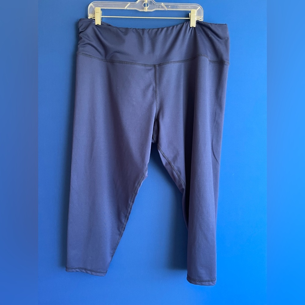 Lola Getts Capri Leggings